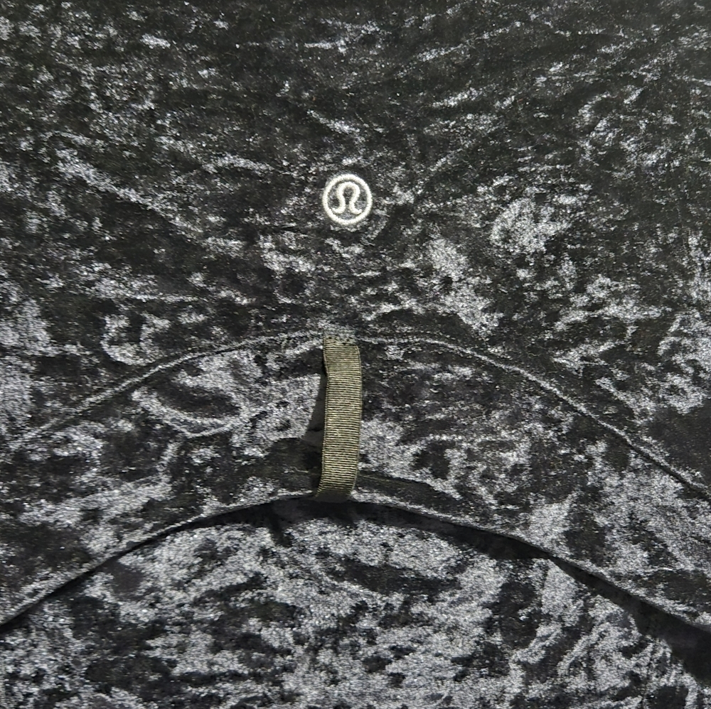 LIMITED EDITION Lululemon Define Jacket Crushed Velvet Dark Blue Size 6 - Picture 7 of 8
